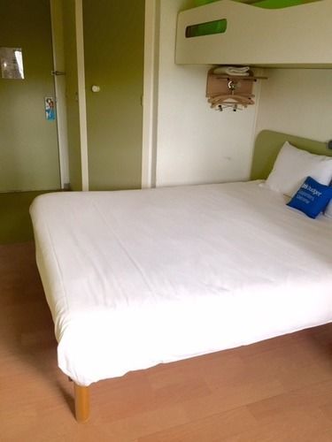 Ibis Budget Versailles - Трап Екстериор снимка